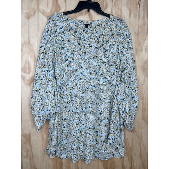 TORRID Harper Floral 3/4 Rolled Sleeves Pullover Blouse Top Size 5 - Picture 4 of 9